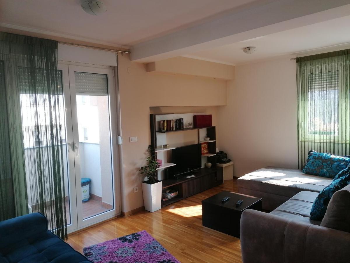 Shumice Apartment Belgrad Exteriör bild